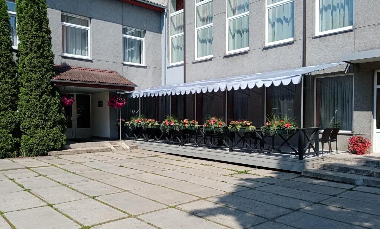 Gamma Hotel Livani Екстер'єр фото