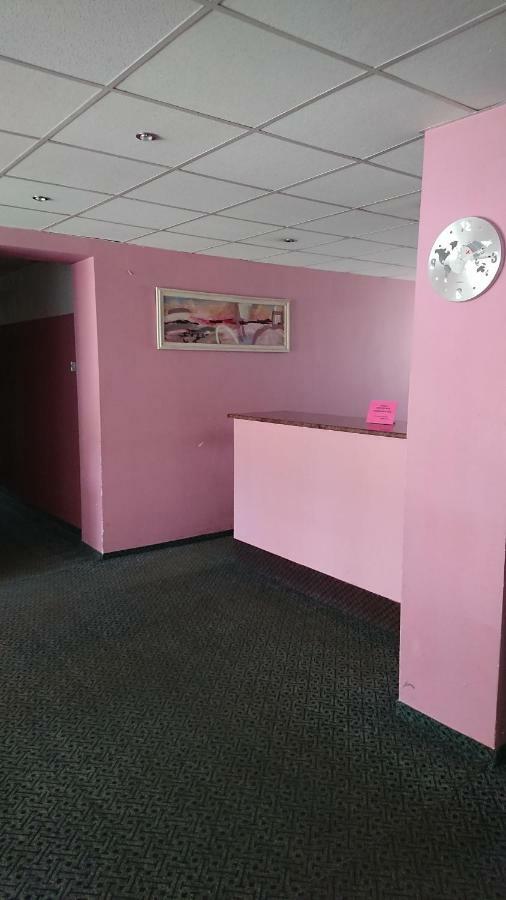 Gamma Hotel Livani Екстер'єр фото